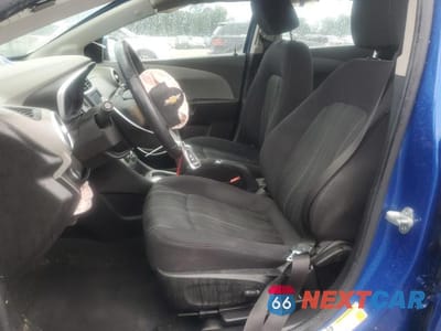Zdjęcie 7 z 12 samochodu: 2020 CHEVROLET SONIC LT VIN:1G1JD5SB5L4142578 - miniatura