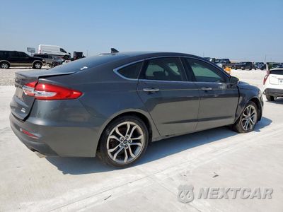 Trzecie zdjęcie samochodu z tyłu: 2019 FORD FUSION SEL VIN:3FA6P0CD8KR181913 - miniatura
