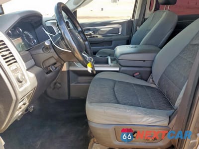 Zdjęcie 7 z 13 samochodu: 2014 RAM 3500 SLT VIN:3C63RRHL7EG146380 - miniatura