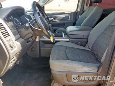 Zdjęcie 7 z 13 samochodu: 2014 RAM 3500 SLT VIN:3C63RRHL7EG146380 - miniatura