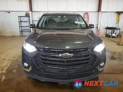 Piąte zdjęcie samochodu w środku: 2018 CHEVROLET TRAVERSE VIN:1GNEVGKW5JJ217483 - miniatura