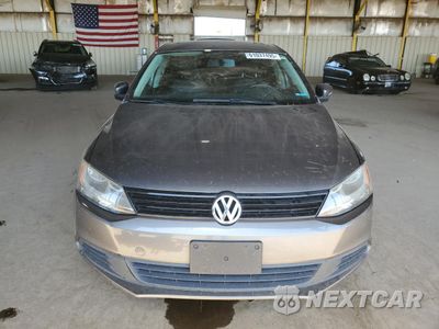 Piąte zdjęcie samochodu w środku: 2011 VOLKSWAGEN JETTA SE VIN:3VWDZ7AJ8BM336791 - miniatura