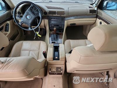 Zdjęcie 8 z 12 samochodu: 1998 BMW 740 IL VIN:WBAGJ8321WDM11140 - miniatura