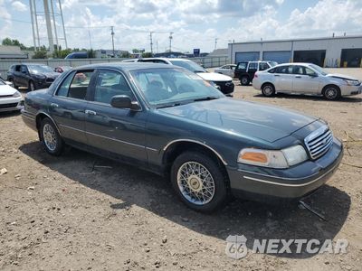 Czwarte zdjęcie samochodu z boku: 1998 FORD CROWN VICTORIA VIN:2FAFP73W5WX175634 - miniatura
