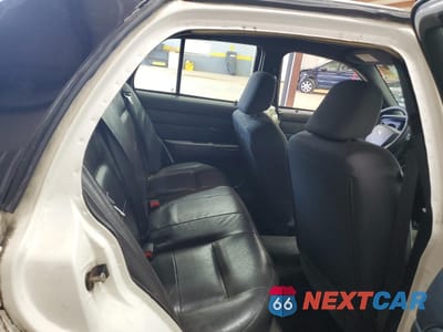 Zdjęcie 10 z 14 samochodu: 2005 FORD CROWN VICTORIA POLICE INTERCEPTOR VIN:2FAHP71W35X148300 - miniatura