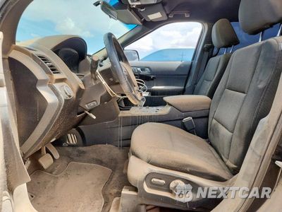 Zdjęcie 7 z 14 samochodu: 2016 FORD EXPLORER POLICE INTERCEPTOR VIN:1FM5K8AT3GGA28900 - miniatura