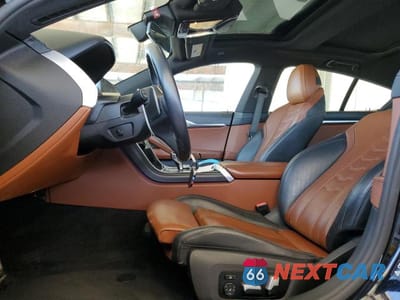 Zdjęcie 7 z 11 samochodu: 2022 BMW M850XI VIN:WBAGV8C09NCJ65896 - miniatura