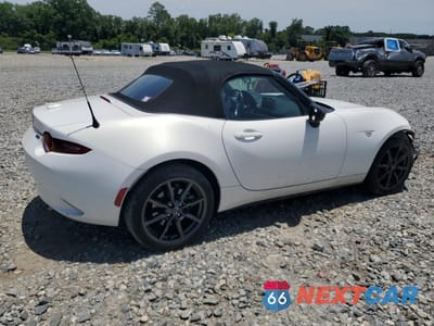 Trzecie zdjęcie samochodu z tyłu: 2016 MAZDA MX-5 MIATA CLUB VIN:JM1NDAC77G0108246 - miniatura