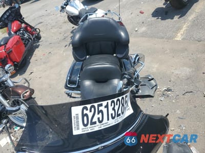 Piąte zdjęcie samochodu w środku: 2012 HARLEY-DAVIDSON FLHTCU ULTRA CLASSIC ELECTRA GLIDE VIN:1HD1FCM14CB673002 - miniatura