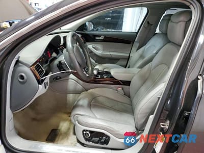 Zdjęcie 7 z 12 samochodu: 2011 AUDI A8 VIN:WAURVAFD5BN005898 - miniatura