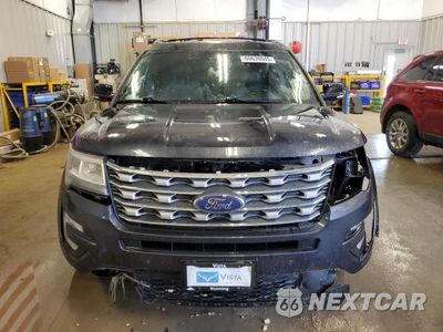 Piąte zdjęcie samochodu w środku: 2017 FORD EXPLORER XLT VIN:1FM5K8DH5HGD41195 - miniatura