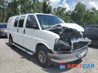 Czwarte zdjęcie samochodu z boku: 2020 GMC SAVANA G2500 VIN:1GTW7AFG3L1208176 - miniatura