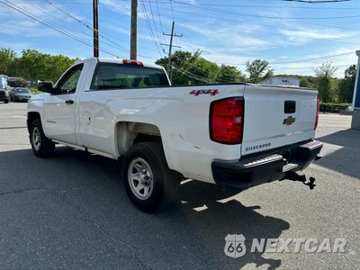 Trzecie zdjęcie samochodu z tyłu: 2017 CHEVROLET SILVERADO K1500 VIN:1GCNKNEH3HZ367316 - miniatura