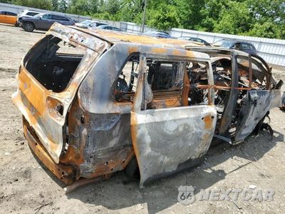 Trzecie zdjęcie samochodu z tyłu: 2019 TOYOTA SIENNA XLE VIN:5TDYZ3DC6KS014273 - miniatura
