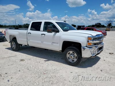 Czwarte zdjęcie samochodu z boku: 2019 CHEVROLET SILVERADO K2500 HEAVY DUTY VIN:1GC1KREG8KF268318 - miniatura