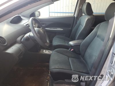 Zdjęcie 7 z 12 samochodu: 2009 TOYOTA YARIS VIN:JTDBT903394043235 - miniatura