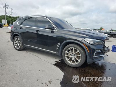 Czwarte zdjęcie samochodu z boku: 2019 BMW X5 XDRIVE40I VIN:5UXCR6C56KLL21327 - miniatura