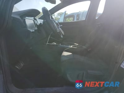 Zdjęcie 7 z 12 samochodu: 2023 VOLKSWAGEN GTI 40TH ANNIVERSARY VIN:WVW8A7CDXPW167089 - miniatura