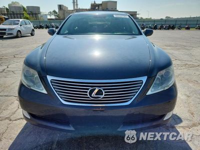 Piąte zdjęcie samochodu w środku: 2007 LEXUS LS 460L VIN:JTHGL46F275005169 - miniatura