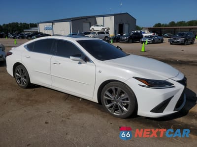 Czwarte zdjęcie samochodu z boku: 2021 LEXUS ES 350 BASE VIN:58AGZ1B16MU103457 - miniatura