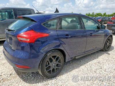 Trzecie zdjęcie samochodu z tyłu: 2016 FORD FOCUS SE VIN:1FADP3K2XGL239258 - miniatura