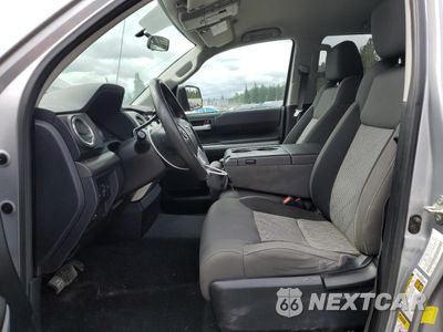 Zdjęcie 7 z 15 samochodu: 2017 TOYOTA TUNDRA DOUBLE CAB SR VIN:5TFUY5F12HX659613 - miniatura