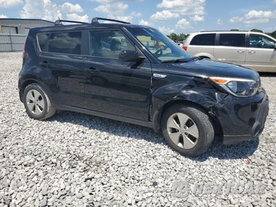 Czwarte zdjęcie samochodu z boku: 2016 KIA SOUL VIN:KNDJN2A22G7300156 - miniatura