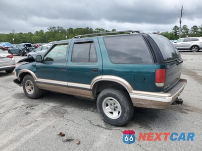 Drugie zdjęcie samochodu z przodu: 1996 CHEVROLET BLAZER VIN:1GNCS13W2T2242740 - miniatura