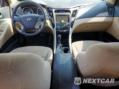 Zdjęcie 8 z 12 samochodu: 2012 HYUNDAI SONATA GLS VIN:5NPEB4AC6CH379349 - miniatura