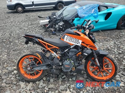 2023 KTM 200 DUKE MD2JPC404PC025949 - główne zdjęcie licytacji z USA - miniatura