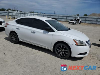 Czwarte zdjęcie samochodu z boku: 2015 NISSAN SENTRA S VIN:3N1AB7AP2FY271811 - miniatura