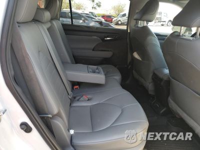 Zdjęcie 11 z 14 samochodu: 2020 TOYOTA HIGHLANDER HYBRID XLE VIN:5TDGBRCH0LS509327 - miniatura