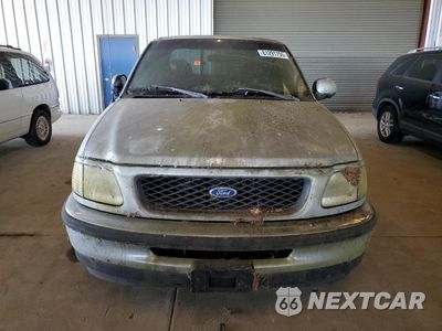 Piąte zdjęcie samochodu w środku: 1991 FORD F150 VIN:1FTDX1761WKA04620 - miniatura