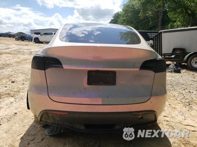 Zdjęcie 6 z 14 samochodu: 2023 TESLA MODEL Y VIN:7SAYGDEE8PA080783 - miniatura