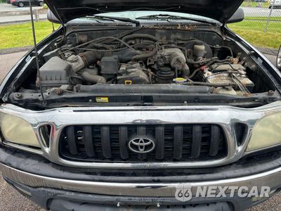 Zdjęcie 7 z 11 samochodu: 2004 TOYOTA TACOMA XTRACAB VIN:5TEWM72N44Z348227 - miniatura