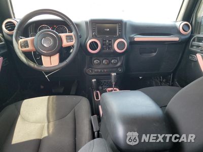 Zdjęcie 8 z 14 samochodu: 2016 JEEP WRANGLER UNLIMITED SPORT VIN:1C4BJWDG2GL324267 - miniatura