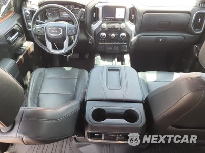 Zdjęcie 8 z 15 samochodu: 2020 GMC SIERRA K1500 SLT VIN:3GTU9DEL9LG279398 - miniatura