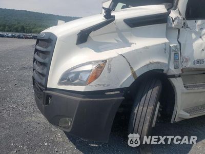 Zdjęcie 7 z 10 samochodu: 2023 FREIGHTLINER CASCADIA 126 VIN:3AKJHHDR5PSNT0278 - miniatura