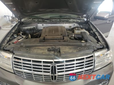Zdjęcie 12 z 15 samochodu: 2014 LINCOLN NAVIGATOR VIN:5LMJJ2H58EEL03852 - miniatura