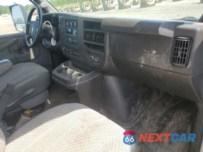 Zdjęcie 8 z 14 samochodu: 2020 CHEVROLET EXPRESS G3500 VIN:1HA3GTCG3LN001682 - miniatura