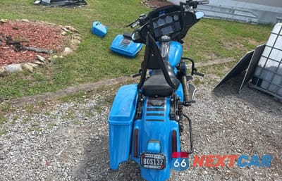 Trzecie zdjęcie samochodu z tyłu: 2018 HARLEY-DAVIDSON FLHXS STREET GLIDE SPECIAL VIN:1HD1KRC11JB666683 - miniatura