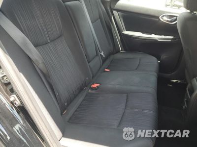 Zdjęcie 10 z 15 samochodu: 2018 NISSAN SENTRA S VIN:3N1AB7AP1JY261957 - miniatura