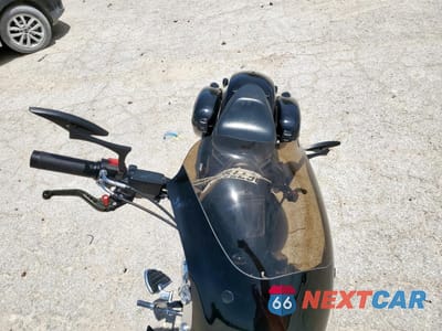 Piąte zdjęcie samochodu w środku: 2013 HONDA VT1300 CX VIN:JH2SC61N0DK101618 - miniatura