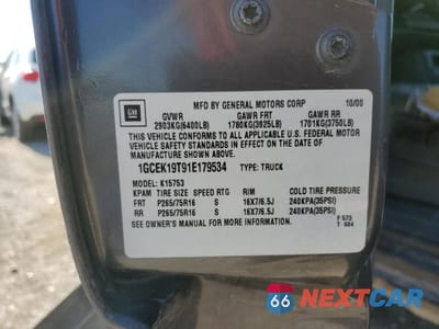 Zdjęcie 12 z 12 samochodu: 2001 CHEVROLET SILVERADO K1500 VIN:1GCEK19T91E179534 - miniatura