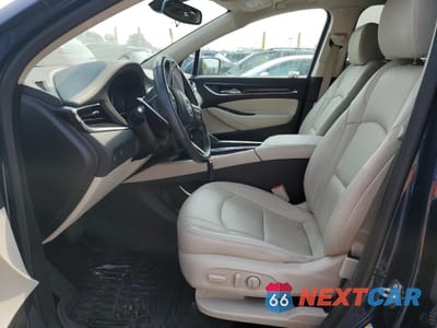 Zdjęcie 7 z 16 samochodu: 2023 BUICK ENCLAVE ESSENCE VIN:5GAERBKW6PJ188621 - miniatura
