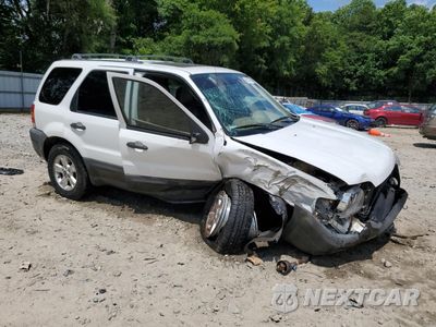 Czwarte zdjęcie samochodu z boku: 2005 FORD ESCAPE XLT VIN:1FMYU93135DA21694 - miniatura
