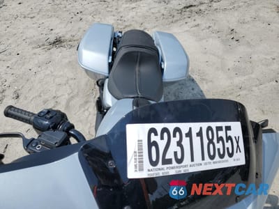 Piąte zdjęcie samochodu w środku: 2024 HARLEY-DAVIDSON FLHX VIN:1HD1KB711RB643515 - miniatura