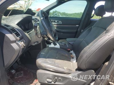 Zdjęcie 7 z 13 samochodu: 2017 FORD EXPLORER LIMITED VIN:1FM5K8FH9HGE42852 - miniatura