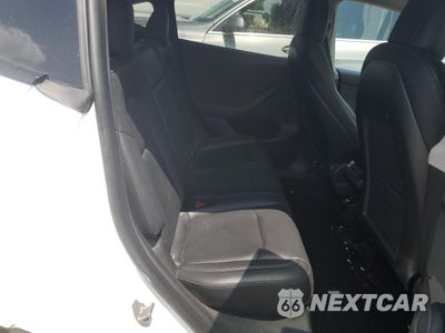 Zdjęcie 11 z 13 samochodu: 2022 TESLA MODEL Y VIN:7SAYGDEF2NF540058 - miniatura