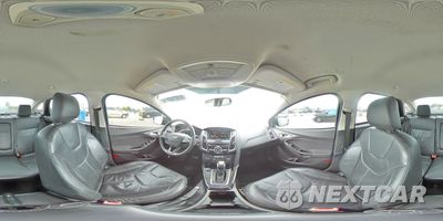 Zdjęcie 15 z 15 samochodu: 2015 FORD FOCUS TITANIUM VIN:1FADP3J27FL259029 - miniatura